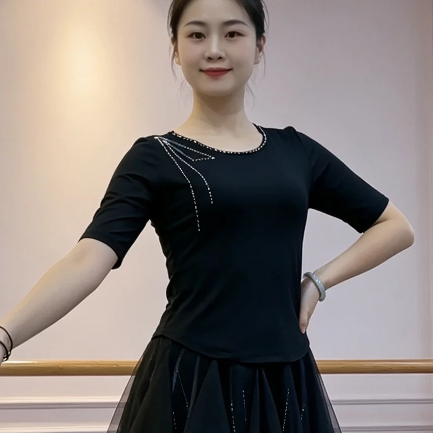short-sleeve-dance-costume-knot-shiny-diamond-top-women's-performance-suit-three-step-stamp-dance-social-dance-summ