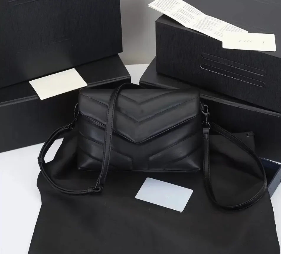 

2024 Дизайнерская сумка через плечо для женщин, качество 7A, модная сумка-кроссбоди Loulou Toy из мягкой кожи.