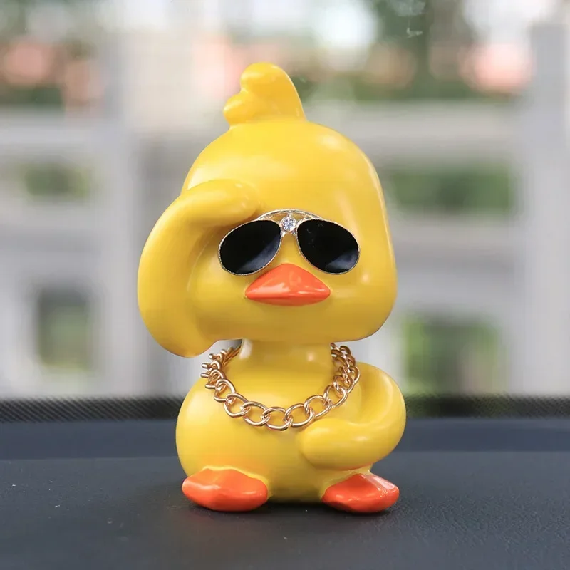 Creative car interior accessories-Cute Duckling dolls for car shaking head decoration