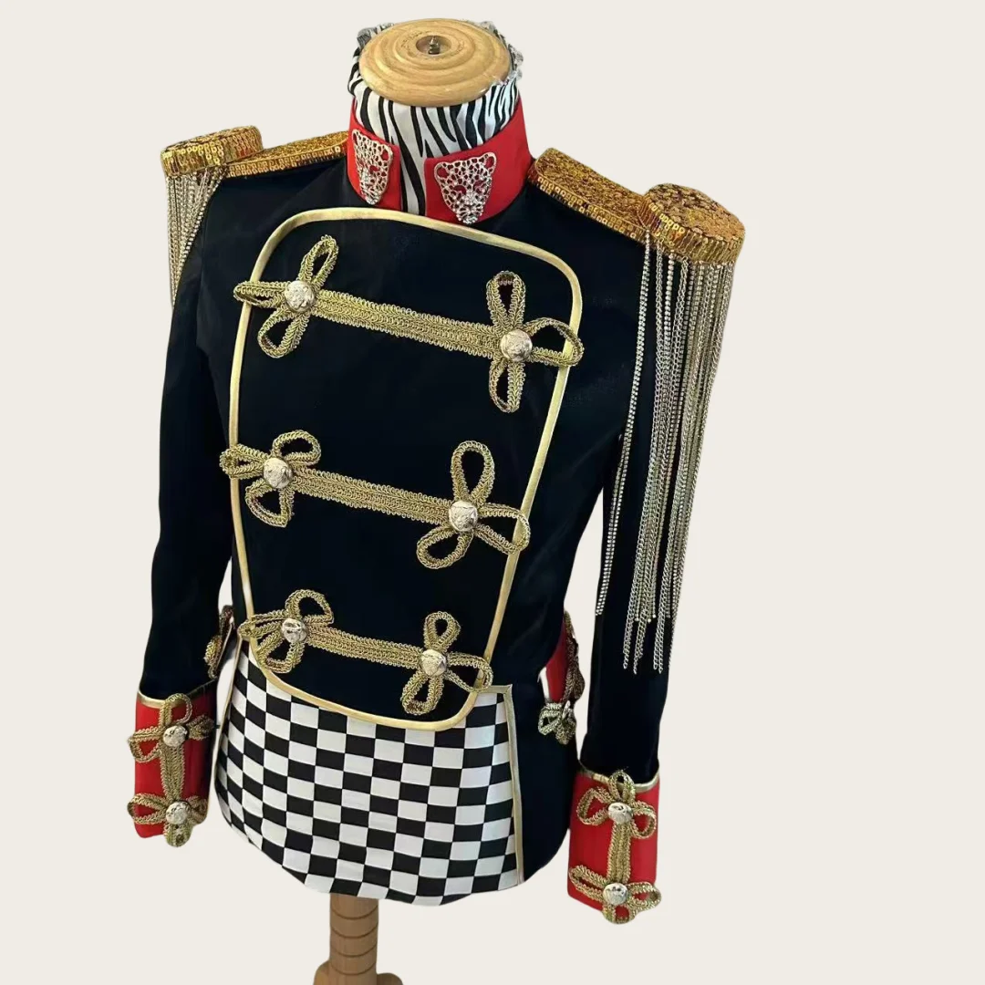 Handmade Quality Man Royal Jacket Colorful Gems Tassel Shoulder Epaulet Stage Costumes Party Show Club Performance Coat