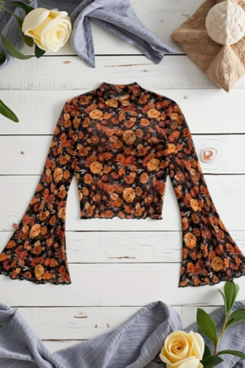 Ladies' fashionable floral long sleeved shirt