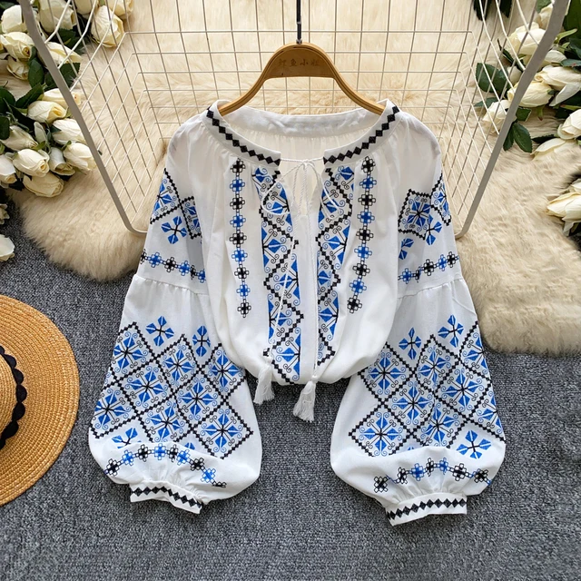 Blusa étnica con bordados y flecos para mujer boho