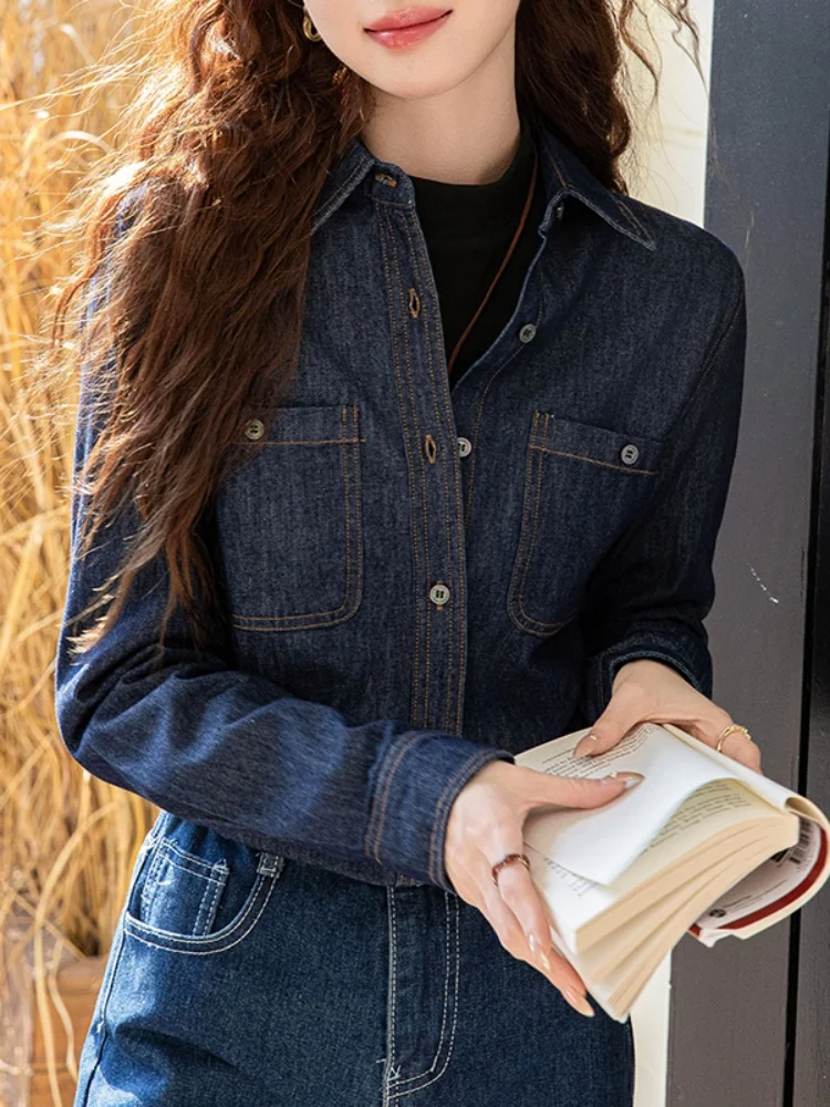 Retro Denim irt Women's New Sle Autumn 2025 Faion Unique Exquisite Top Layered Wear Inner Match Base irt Coat