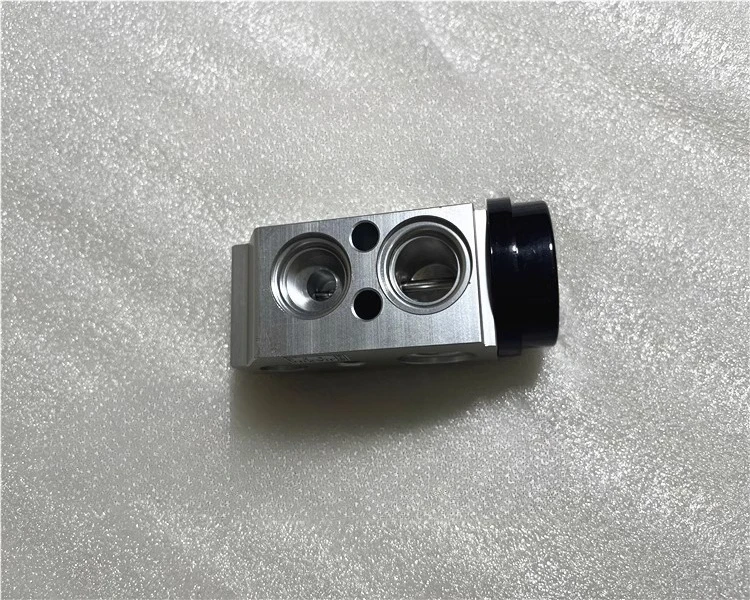 

For Hyundai Sonata mistra Elantra Kia Cerato K2 K3 Sportage K4 Forte A/C Expansion Valve