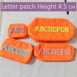 26 pz 4.5cm asciugamano ricamato adesivo lettere inglesi Patch per borse di abbigliamento Stick on accessori alfabeto Applique Patch