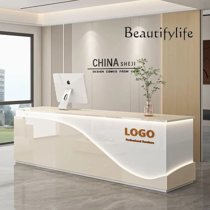 A Reception Checkout Page Shop Small Educational Institution Welcome Desk Service Paint Counter