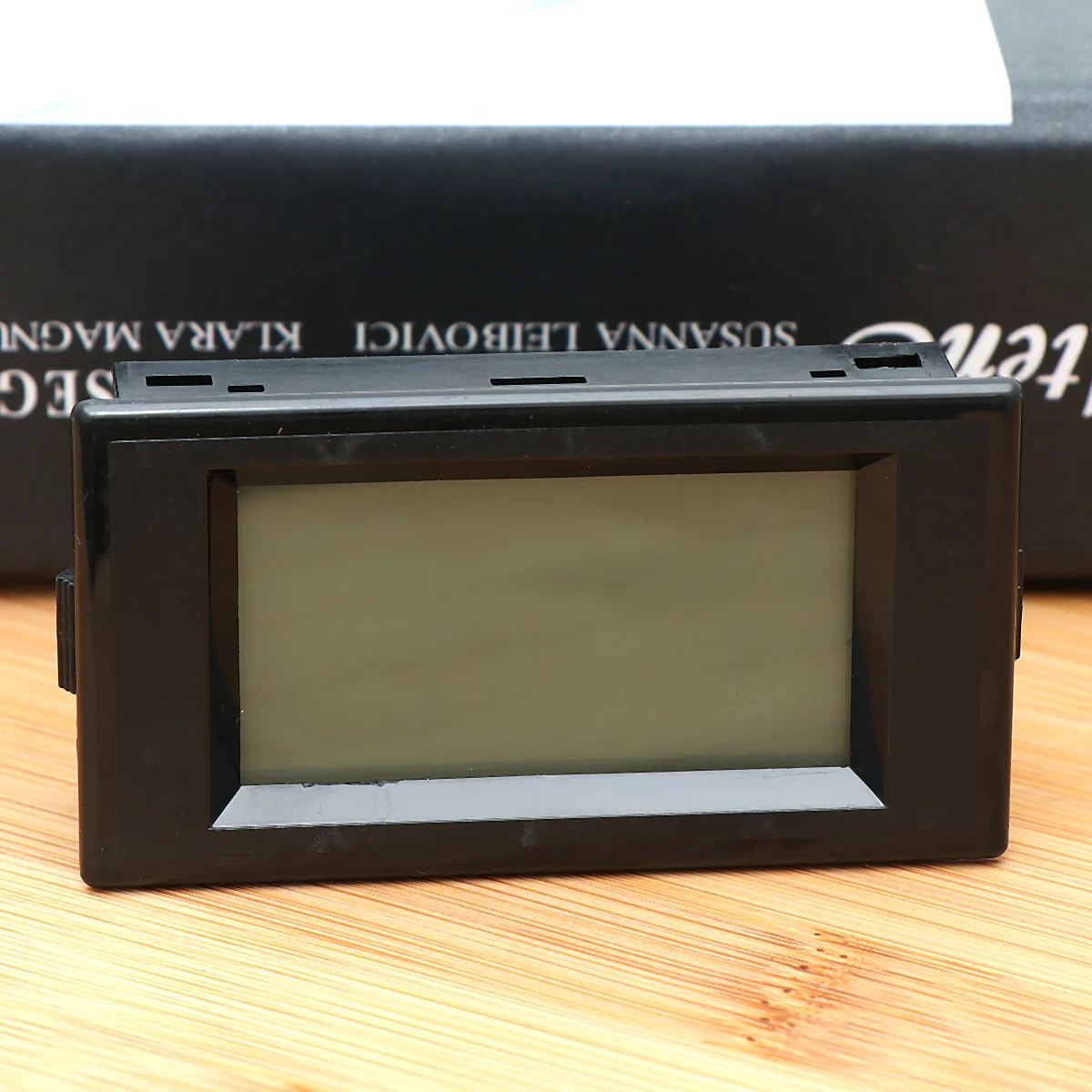 

Blue LCD Digital Frequency Meter 45.0-65.0Hz Ac80-300V High Performance Embedded Installation Frequency Tester