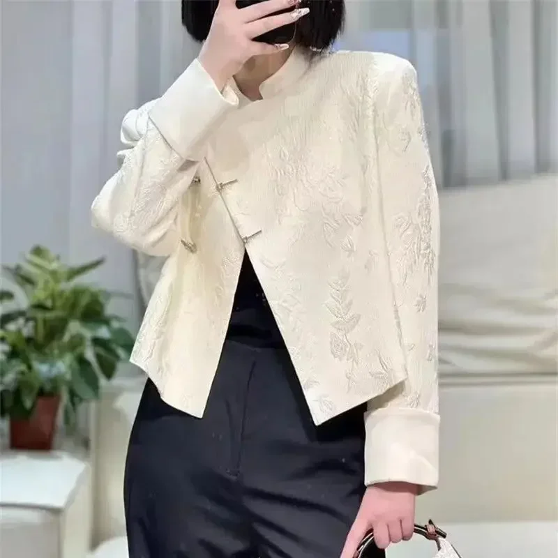

Winter New Chinese Style Jacquard White Jacket Women Design Irregular Buckle Short Coat Autumn Vintage Outerwears