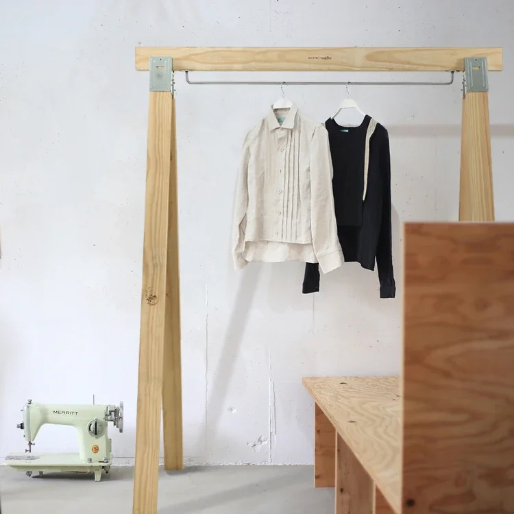 هبوط شماعات السجل، رف معطف الملابس شماعات الرياح الصناعية، عرض تخزين من الخشب الصلب #3