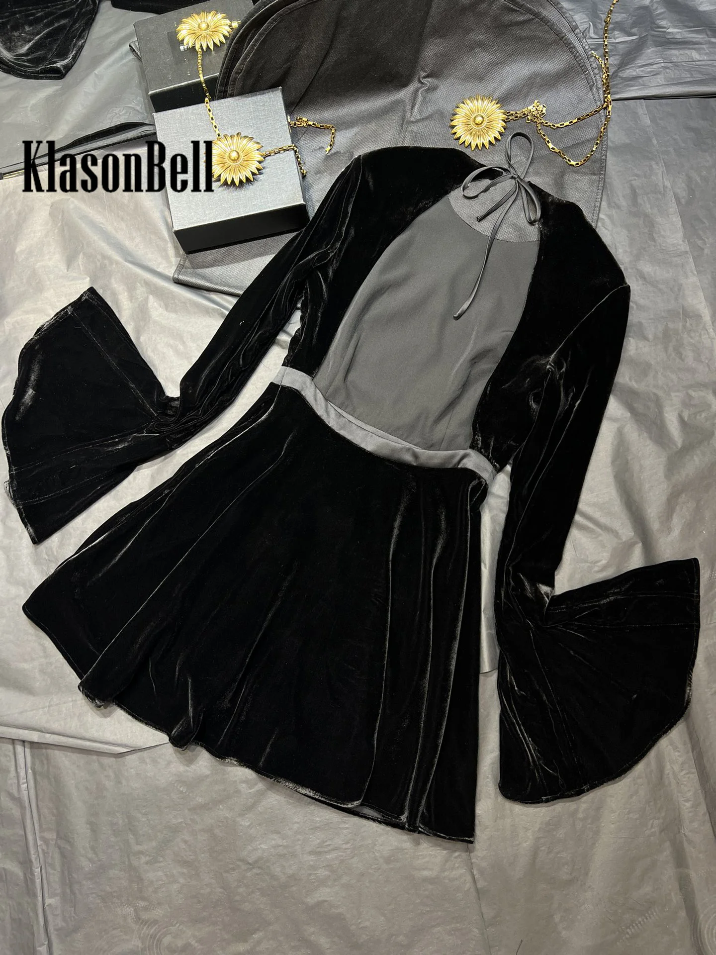 8.17 KlasonBell Women\'s Silk Velvet Sexy Backless Dress Elegant Flare Long Sleeve Lace-up Collect Waist Party Mini Dress