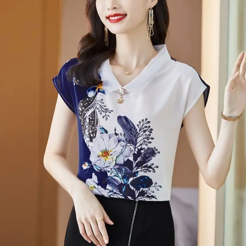 2023 New Summer Fashion Trend Retro Chinese Style Printed Loose Casual Top Polo Neck Bead Design Elegant Versatile Women's Shirt