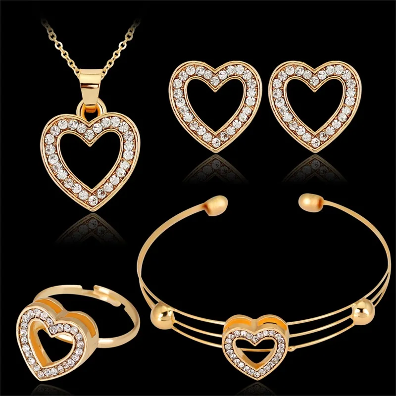 Conjunto de joyería de corazón de moda creativa para mujer, pulsera, COLLAR COLGANTE, pendientes de tuerca y anillo, regalos de aniversario para niñas