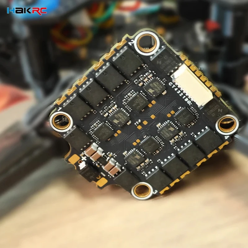 HAKRC 32BIT 65A BLHeli_32 2-8S 4in1 بدون فرش ESC 30.5 * 30.5 ملم لطائرة سباق RC FPV بدون طيار