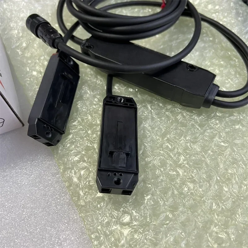 Auf Lager FD-XS8 Klemm-Mikro-Durchflusssensor