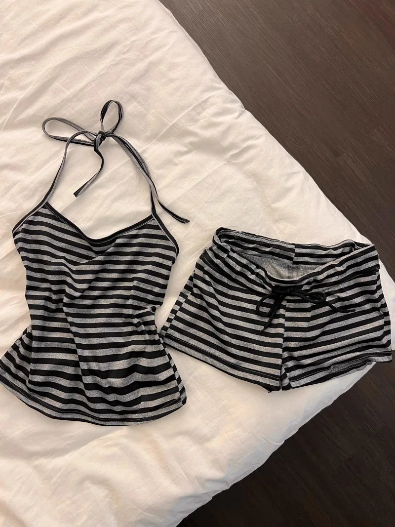 

Pure desire striped lace-up neckless short bra pajama set summer trendy girl style padded cups backless shorts home wear set