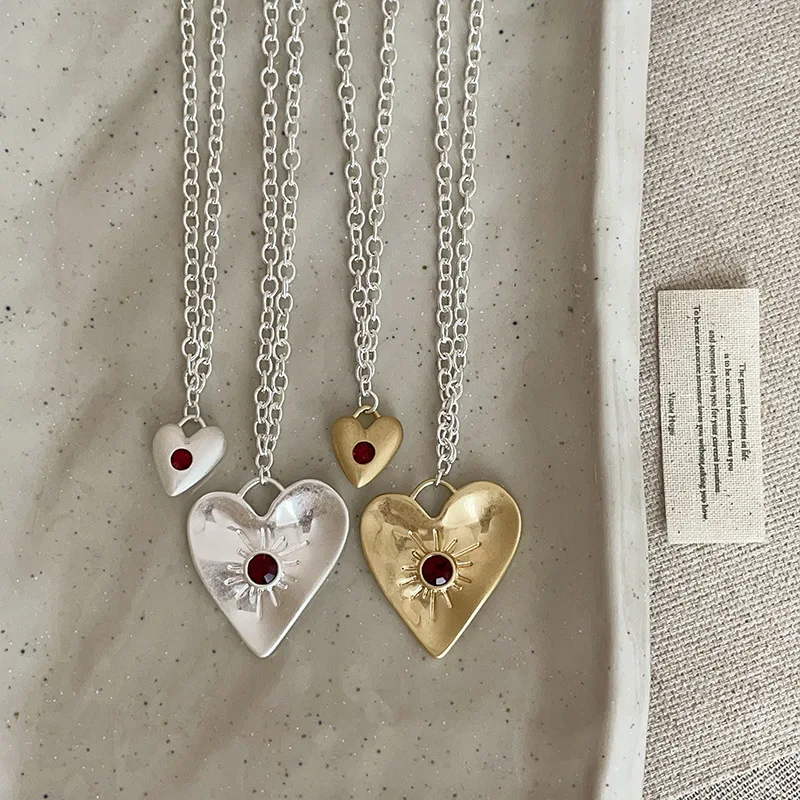 Minar Simple Matte Color Metallic Love Heart Red Rhinestone Pendant Necklaces for Women Femme Gold Silver Plated O-chain Chokers