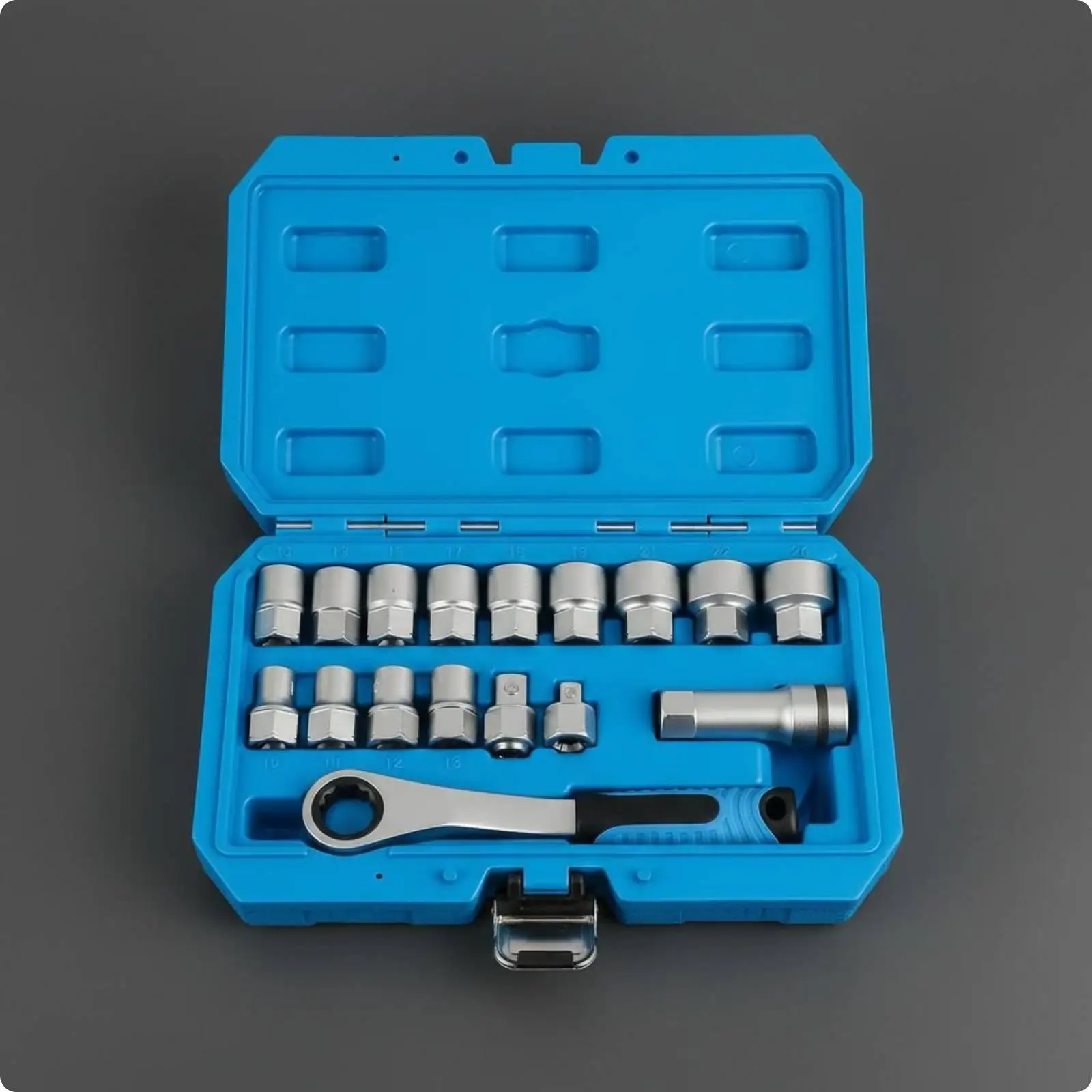 Chrome Vanadium Steel Socket Wrench Assembly 17 Piece Ratchet Set with 12 Point Sockets 10 to 24 Mm for Garage Home Use