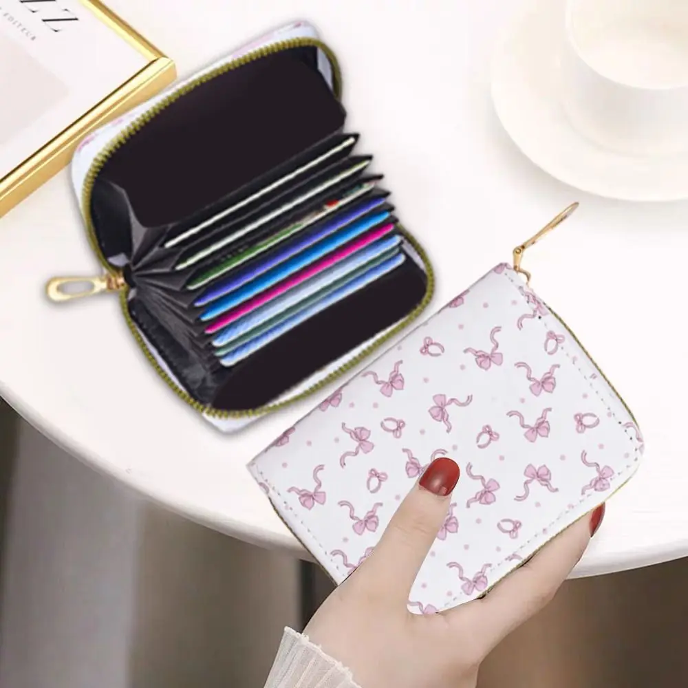 محفظة نقود معدنية محمولة من جلد البولي يوريثان بعقدة على شكل فيونكة مقاومة للماء ومحفظة للنساء والفتيات