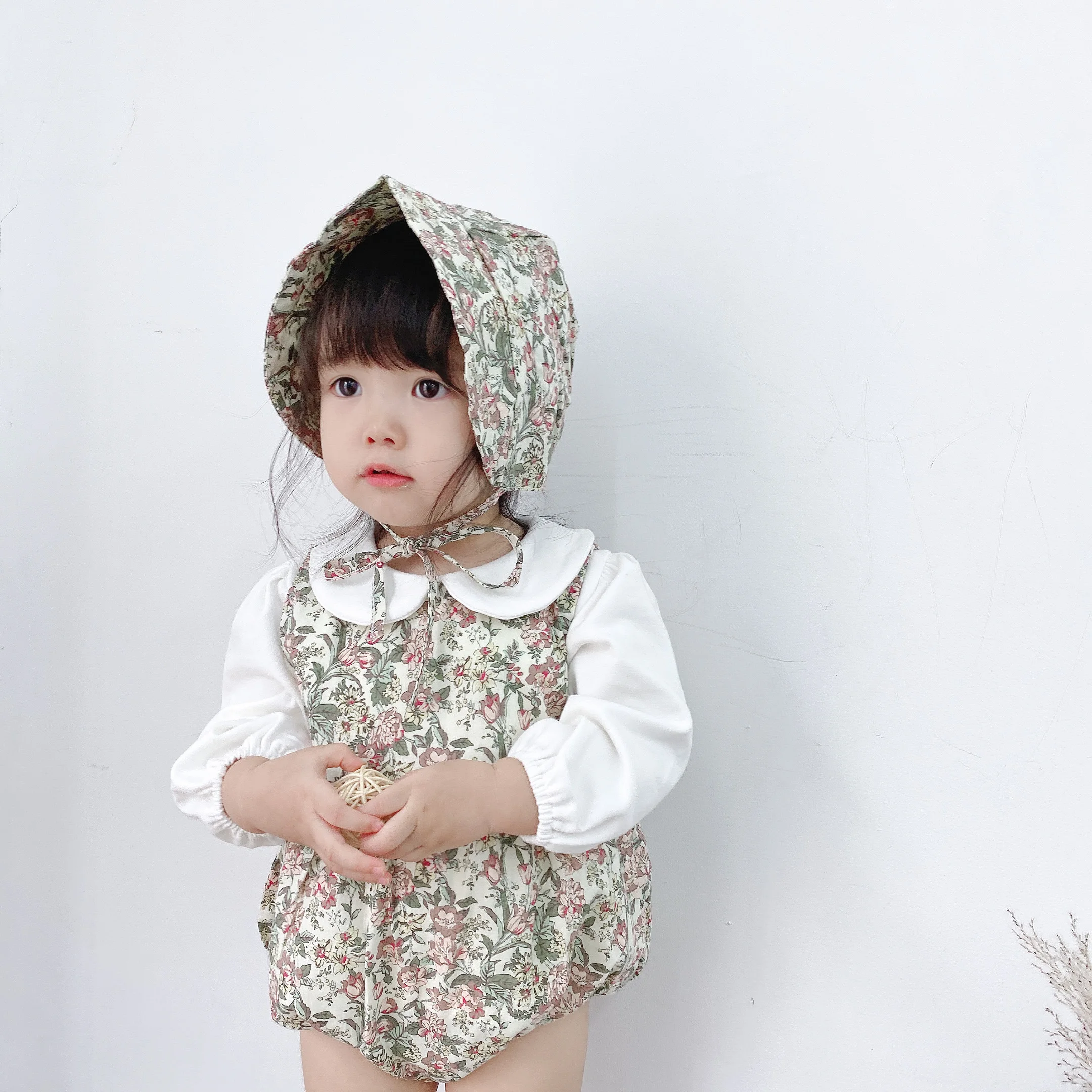 ins autumn baby jumpsuit female baby floral cotton sleeveless triangle sweater climbing suit + bottoming suit two-piece set