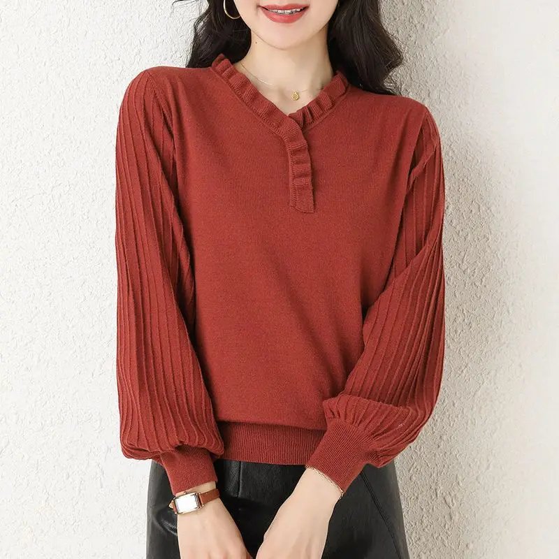 

Elegant V-Neck Folds Ruffles Lantern Sleeve Sweater Women's Clothing 2024 Spring New Loose Casual Pullovers Stylish Commute Tops