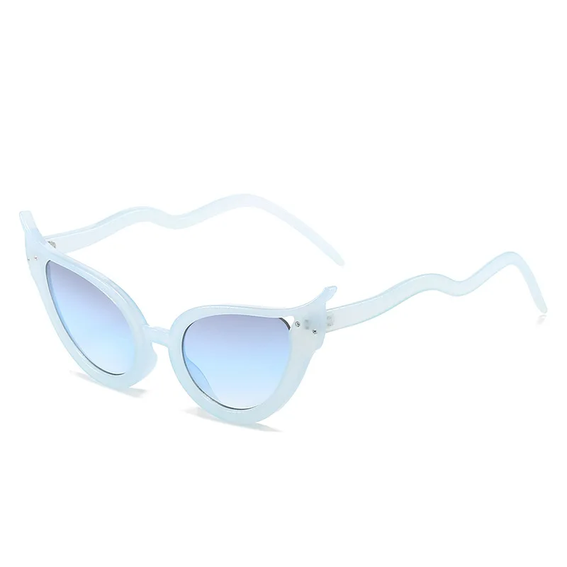 

Retro Luxury Fashion Gradient Cat Eye Women Sunglasses Y2K Brand Personality Trend Snake Design Men Sun Glasses UV400