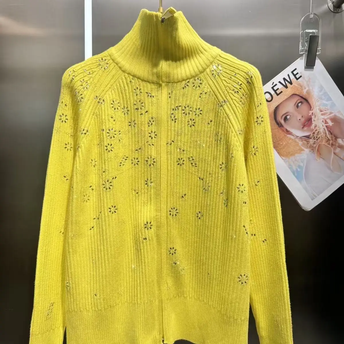 고급스러운 반짝이는 다이아몬드 가을 겨울 2025 두꺼운 니트 가디건 스웨터 여성용 긴 소매 지퍼 업 스웨터 니트웨어 코트