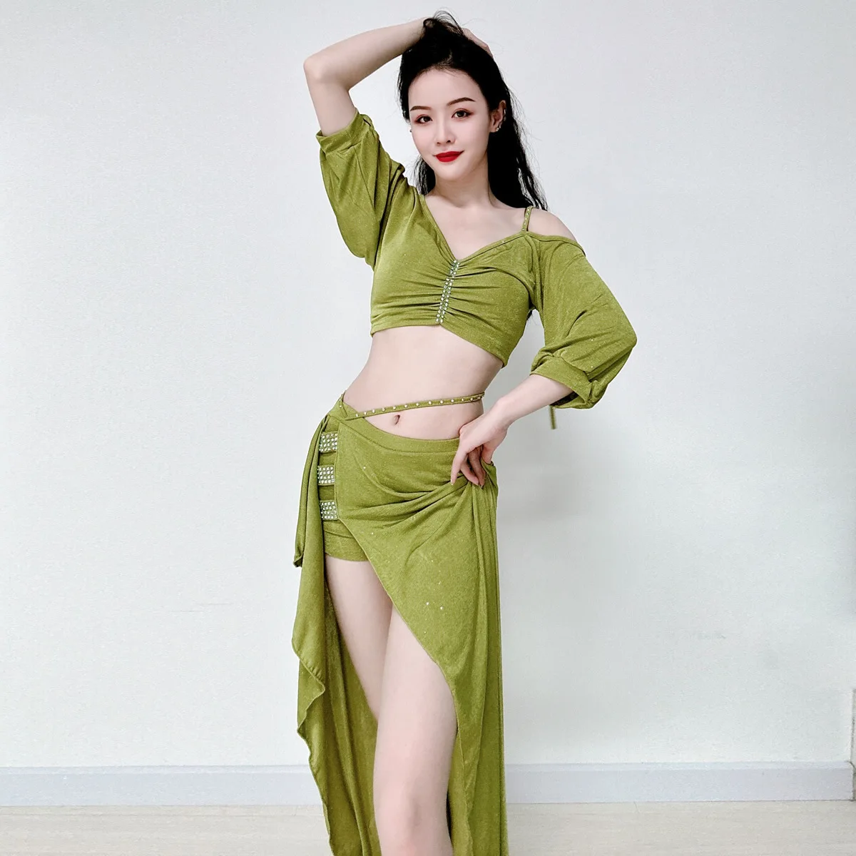 Leichte, luxuriöse Bauchtanz-Übungskleidung, Übungskleidungsset, orientalisches Tanz-Temperament, mittlere Ärmel, Anfänger