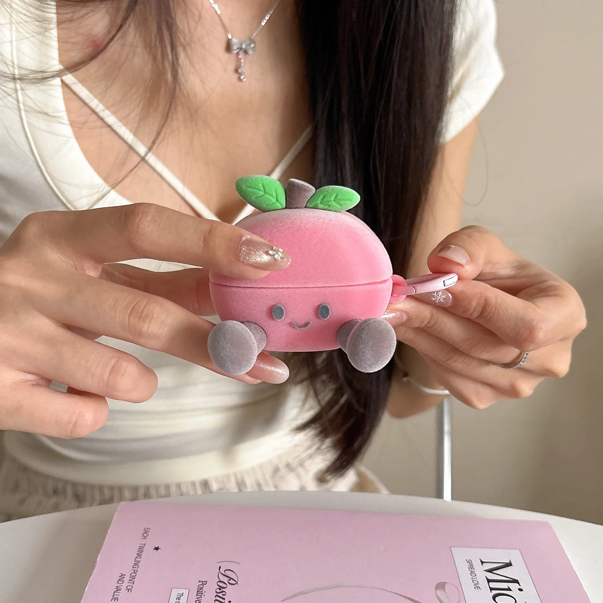 For Samsung Galaxy Buds 4/4 Pro Galaxy Buds 3/3Pro Case Cute 3D Cartoon Plush Peach Silicone Earphone Protective Cover