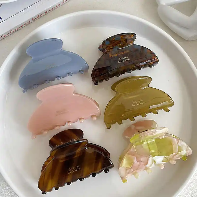 1 Pack French Elegant Acetate Hair Clip New Women's Sweet Shark Clip Medium Exquisite Hair Accessories Headpiece