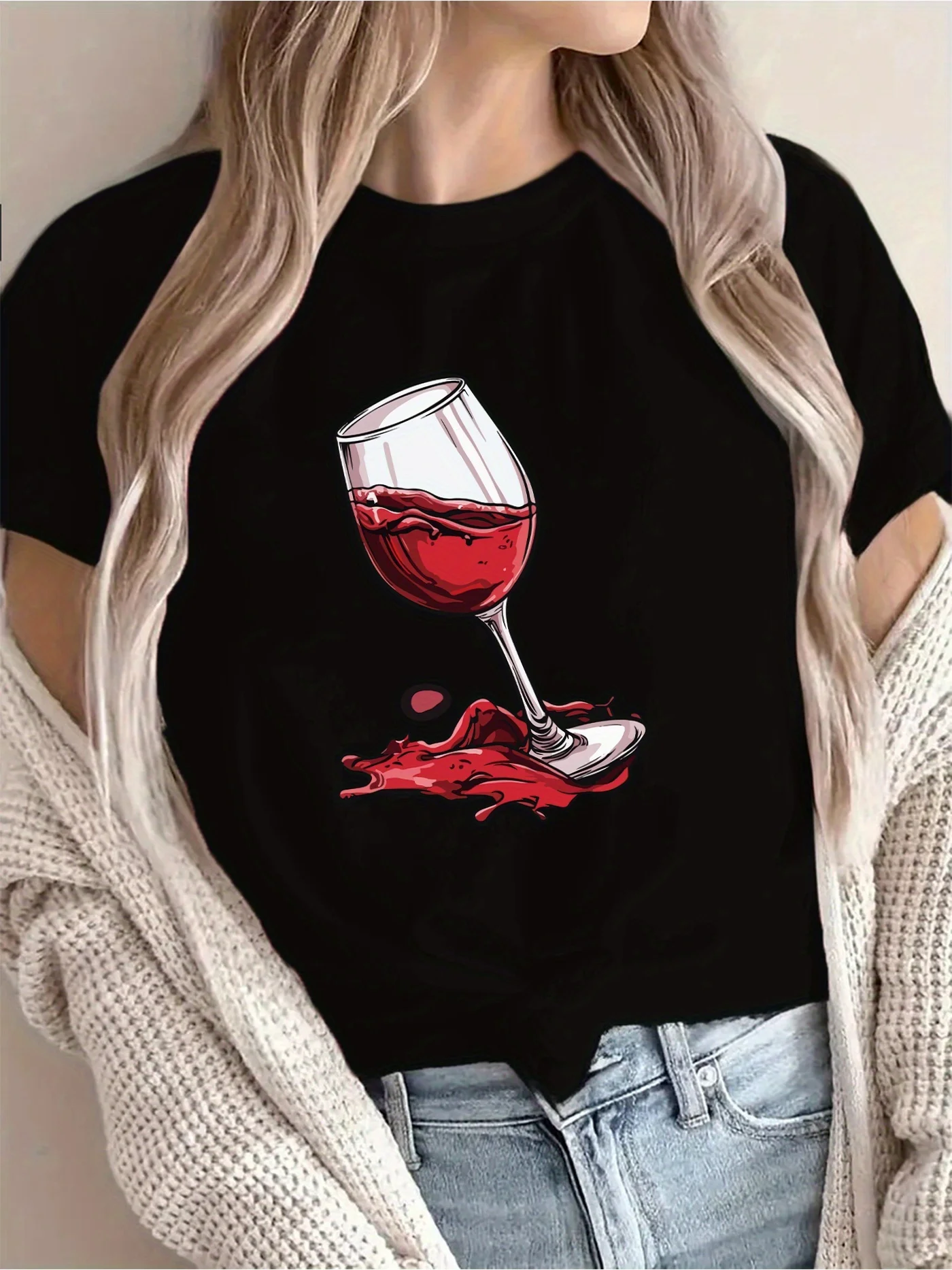 T-Shirt with Wine Glass Pattern Perfect for Women'S Casual Wear Sleeves Round Neck Suitable for Spring Summer Aesthetic Clothes