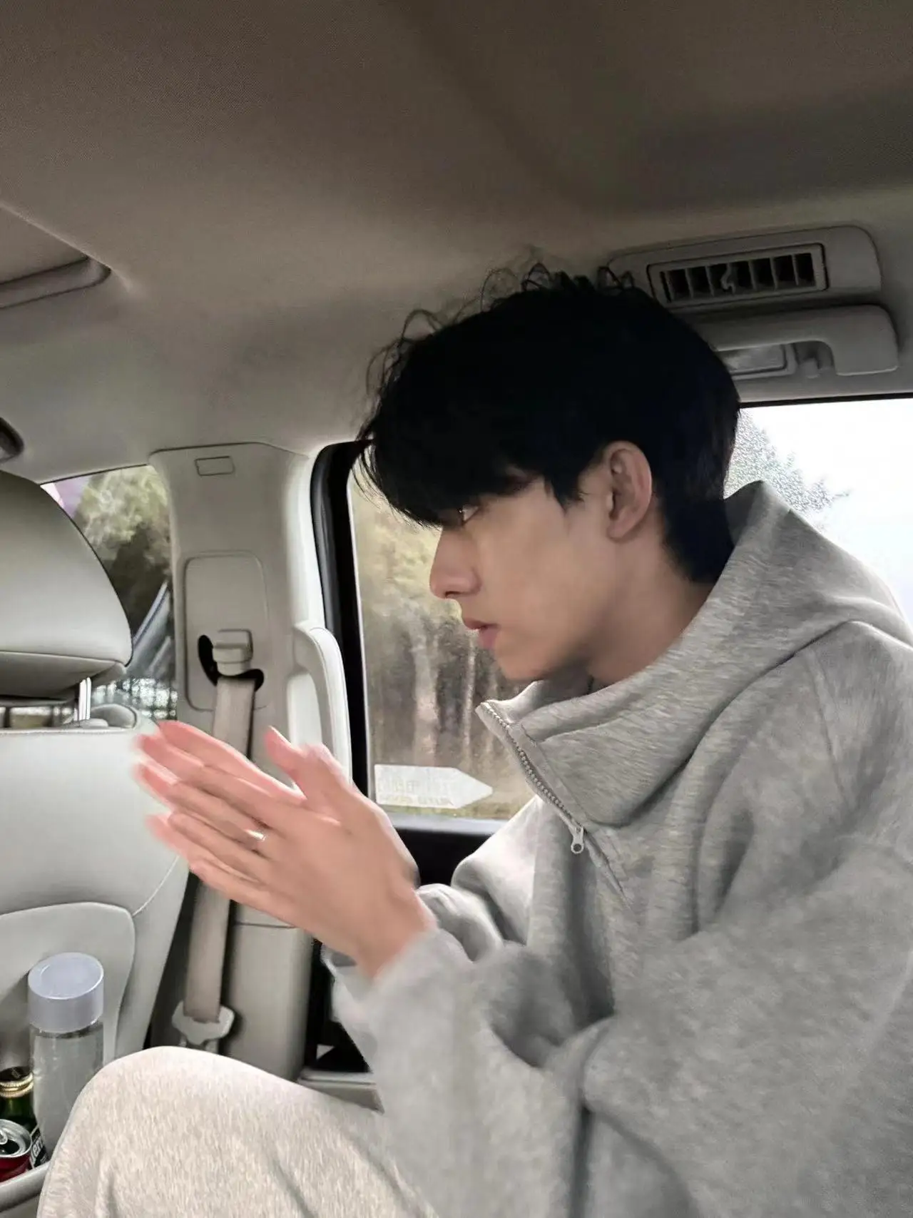 

Короткая мужская толстовка в американском стиле, светло-серая, с капюшоном, весна-осень, Cleanfit, модная молодежная повседневная верхняя одежда