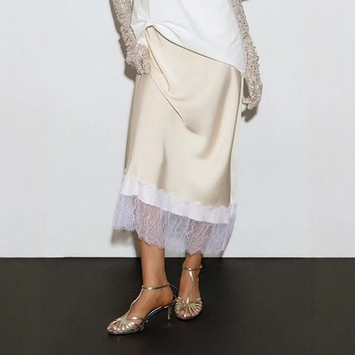 

Splicing lace skirt 2026 summer new lace lace skirt satin skirt women