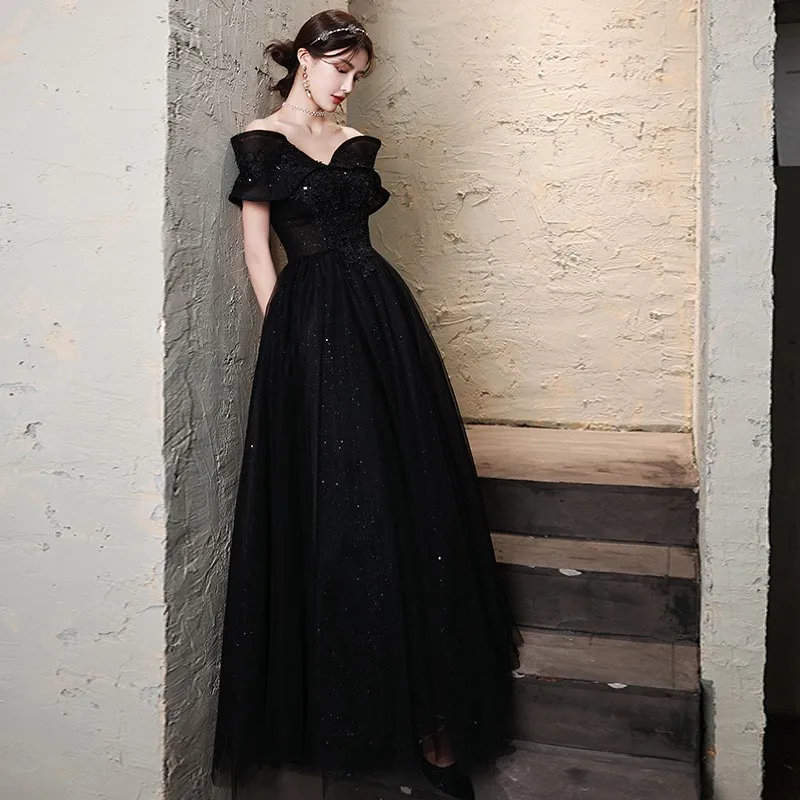 

Black Small Skirt New Banquet Temperament Long off-Shoulder Female Host Catwalk Show Dress