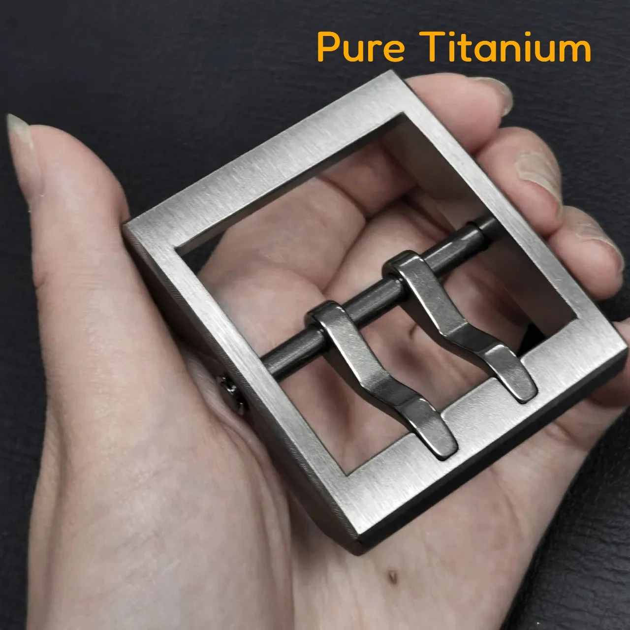 

Fashion Pure Titanium Belt Buckle Men Double Pin Inside Width 4.5cm Belt Buckle Health Anti-Allergic No Rust NO Fade Belt Buckle