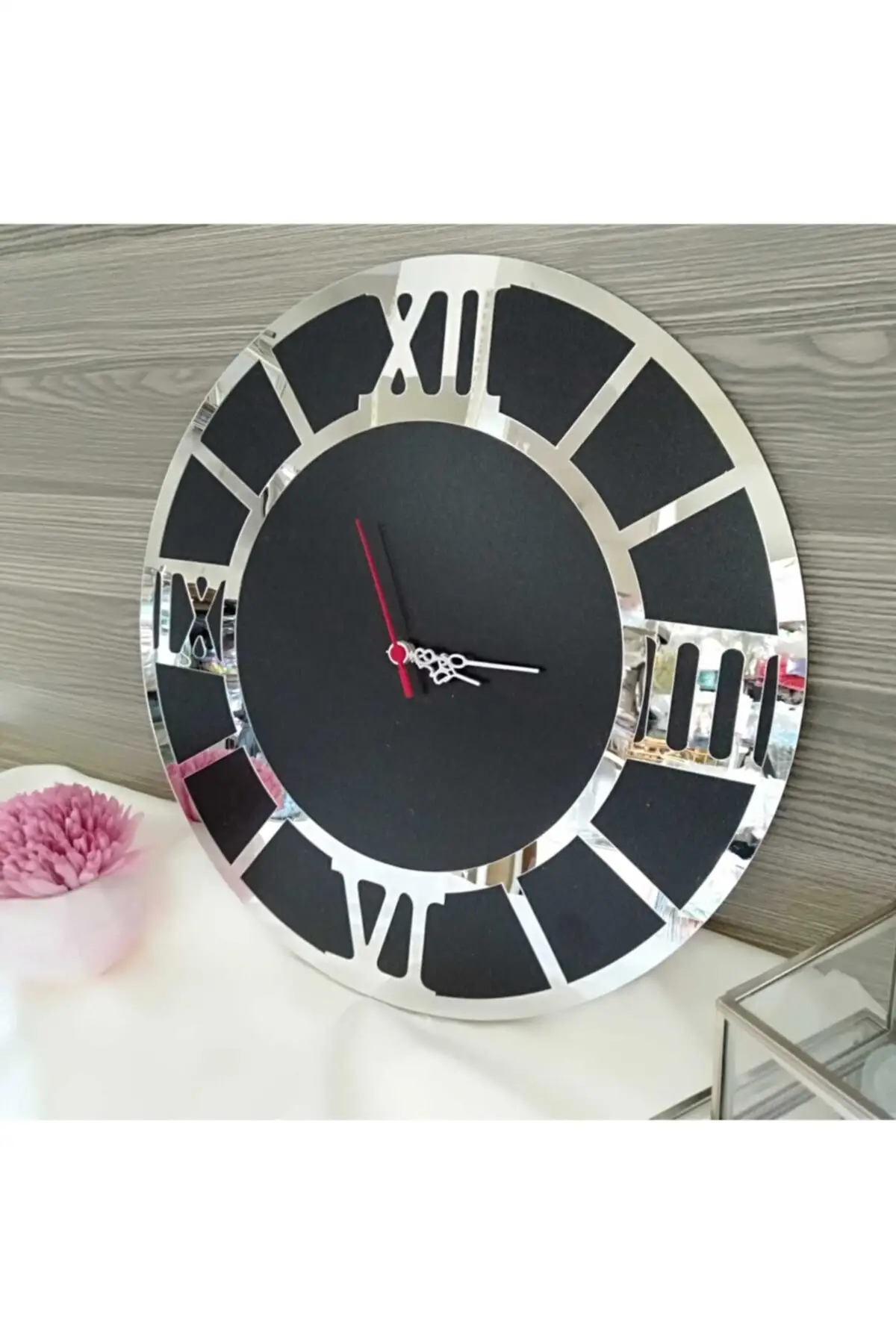 Uras Wall Clock Mirror Plexi-Wood/mdf Roman Digit Authentic 42x42 Wall Clock Creative Home Decor