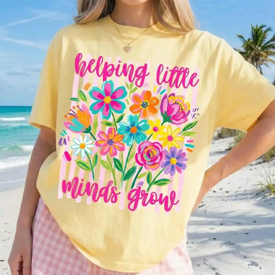 Preppy Teacher Helping Little Minds Grow Flower Graphic T‑Shirt Crew Neck Short Sleeve Summer Beach Vacation Casual Tee