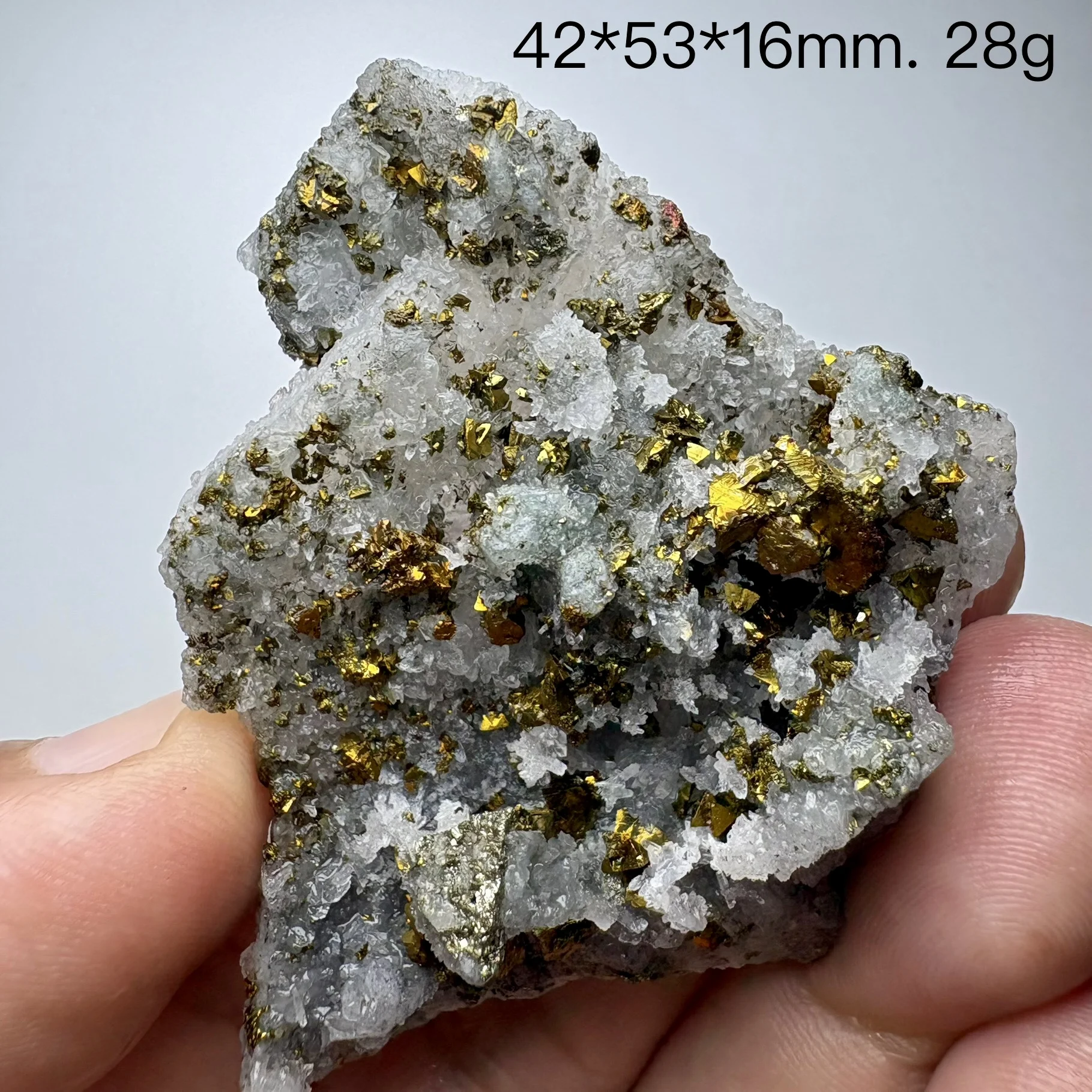 Natural stone  Pyrite and calcite coexist  Crystal mineral specimens  Fluorite  Crystal clusters  Quartz clusters  Raw stone dec