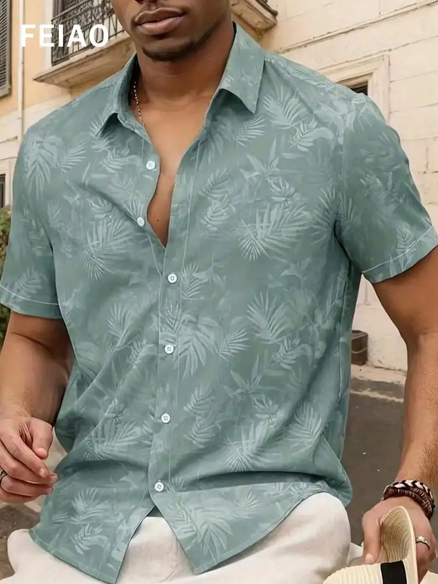 

Men's Lightweight Tropical Print Short-Sleeve Button-Down Shirt for Casual Summer Wear