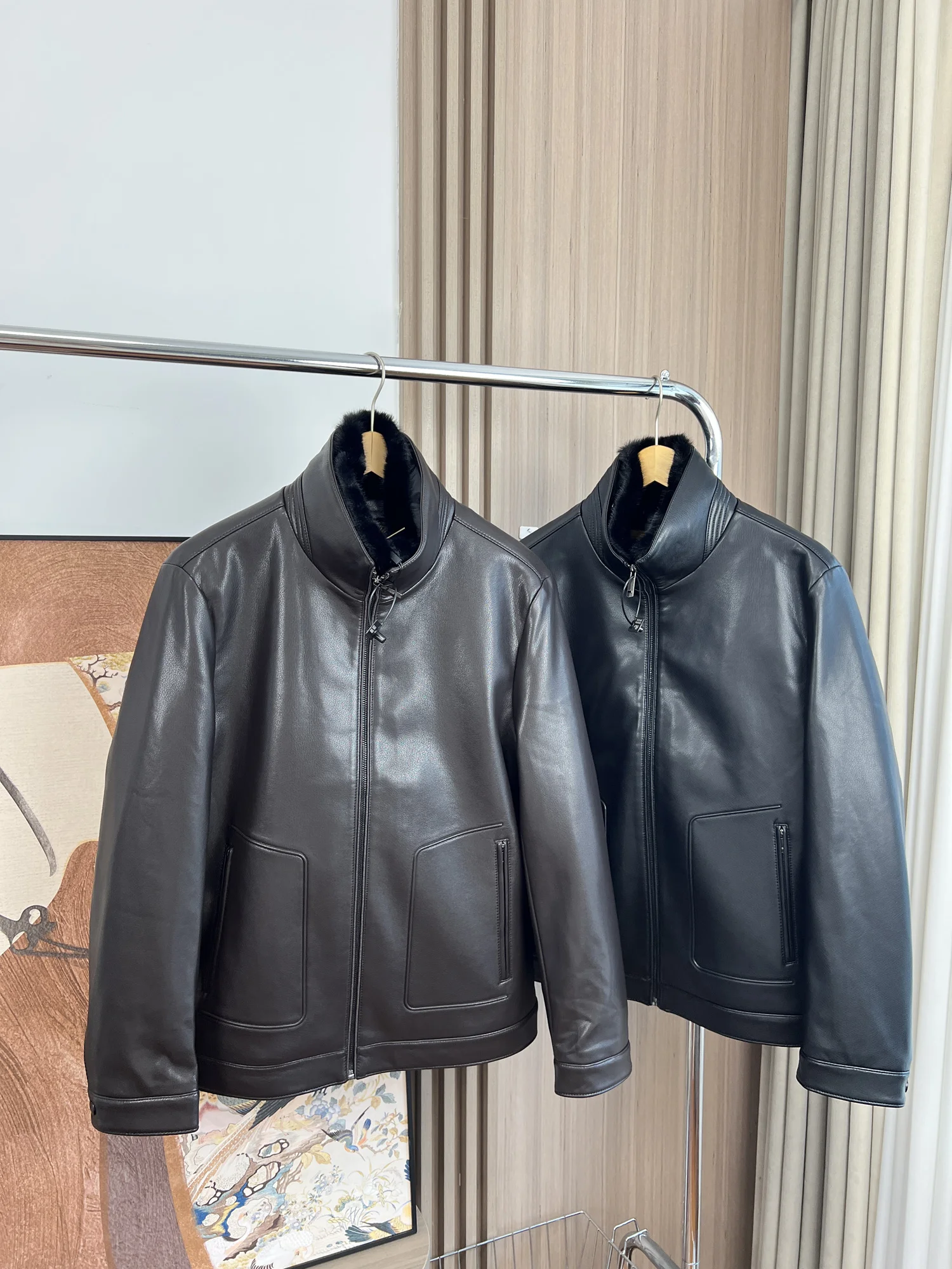 

Съемная накладка из норки! Зимняя мужская теплая куртка из искусственного меха норки с флисовой подкладкой, короткая кожаная куртка, повседневная, на молнии, с длинными рукавами