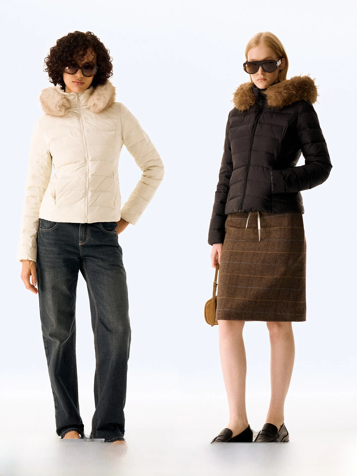 

Женская легкая теплая куртка-пуховик Firstfloor с отстегивающимся воротником из искусственного меха, утягивающая талию, с отделкой из ребристой тесьмы, в стиле ретро.