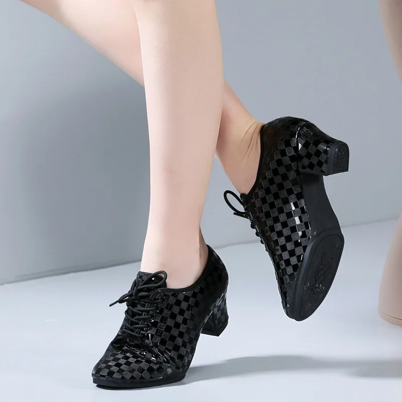 

Woman Latin Dance Shoes Ballroom Tango Jazz Dancing Indoor/Outdoor Soft Soles Party Salsa Modern Dance Shoes Women