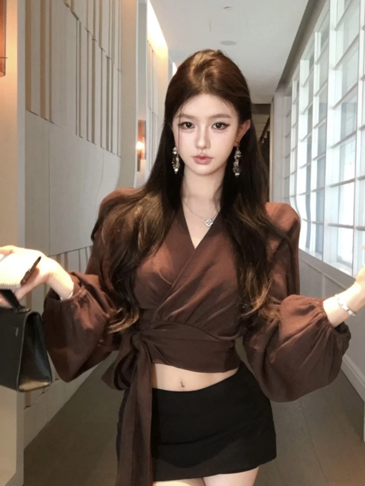 여성용 허리 조임 벨트 디자인 슬리브 탑 출퇴근용 순색 폴리에스터 섬유