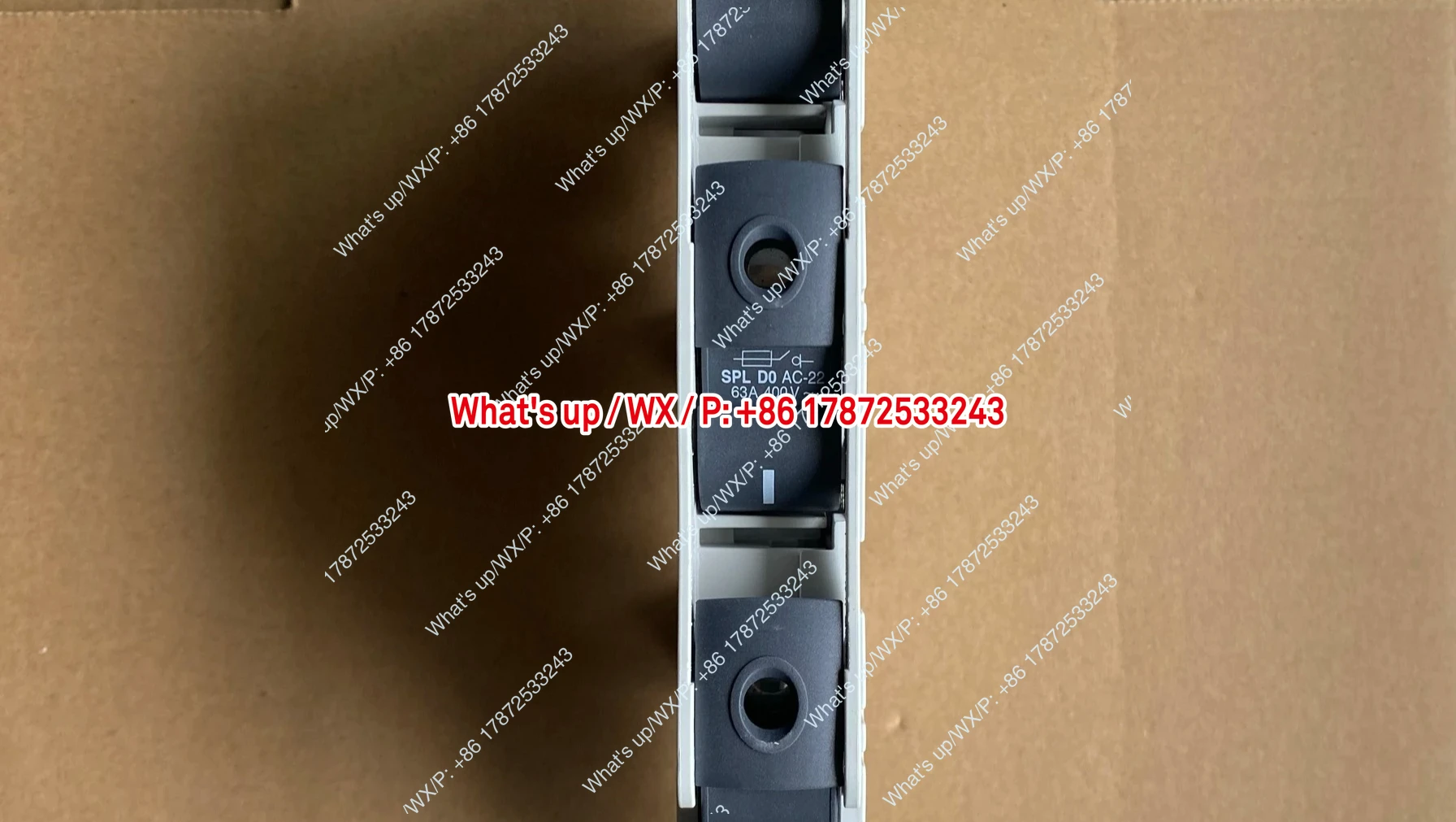 German D0 E18/63A/3 Pole Isolation Switch Fuse Group 31158 for Electrical Safety And Circuit Protection