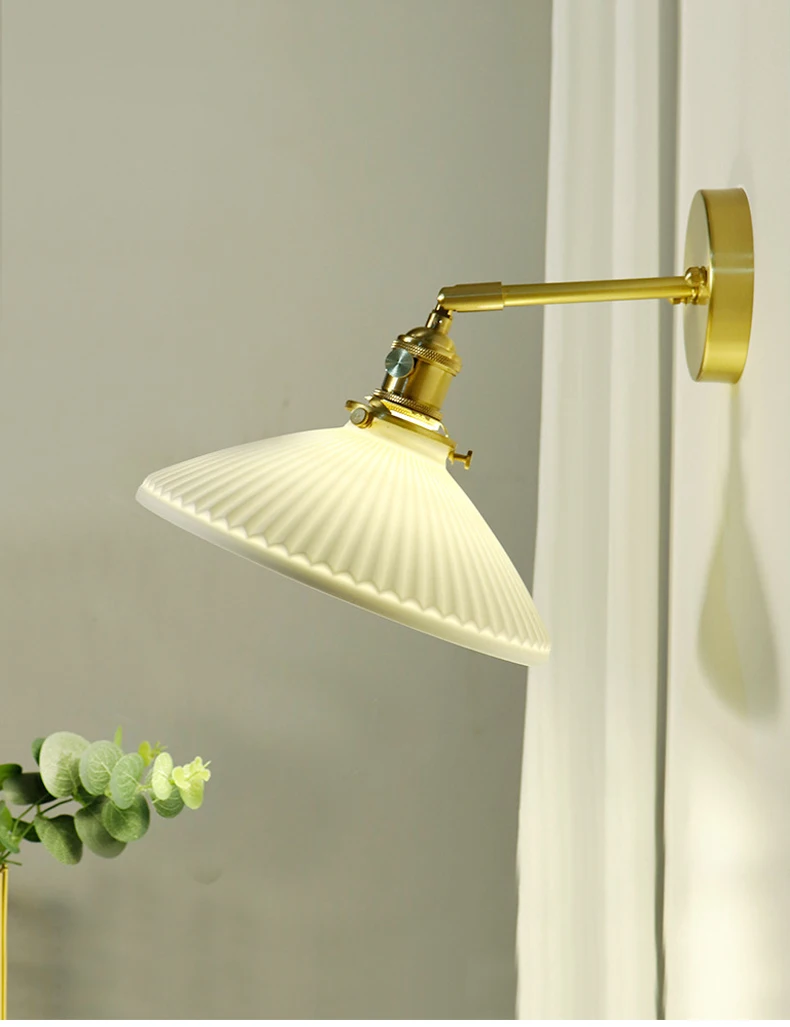 Imagem -02 - Japonês Retro Cerâmica Wall Sconce Luxo Modern Wall Light Latão com Interruptor Lâmpada de Cabeceira do Quarto Ajustado para Cima e para Baixo