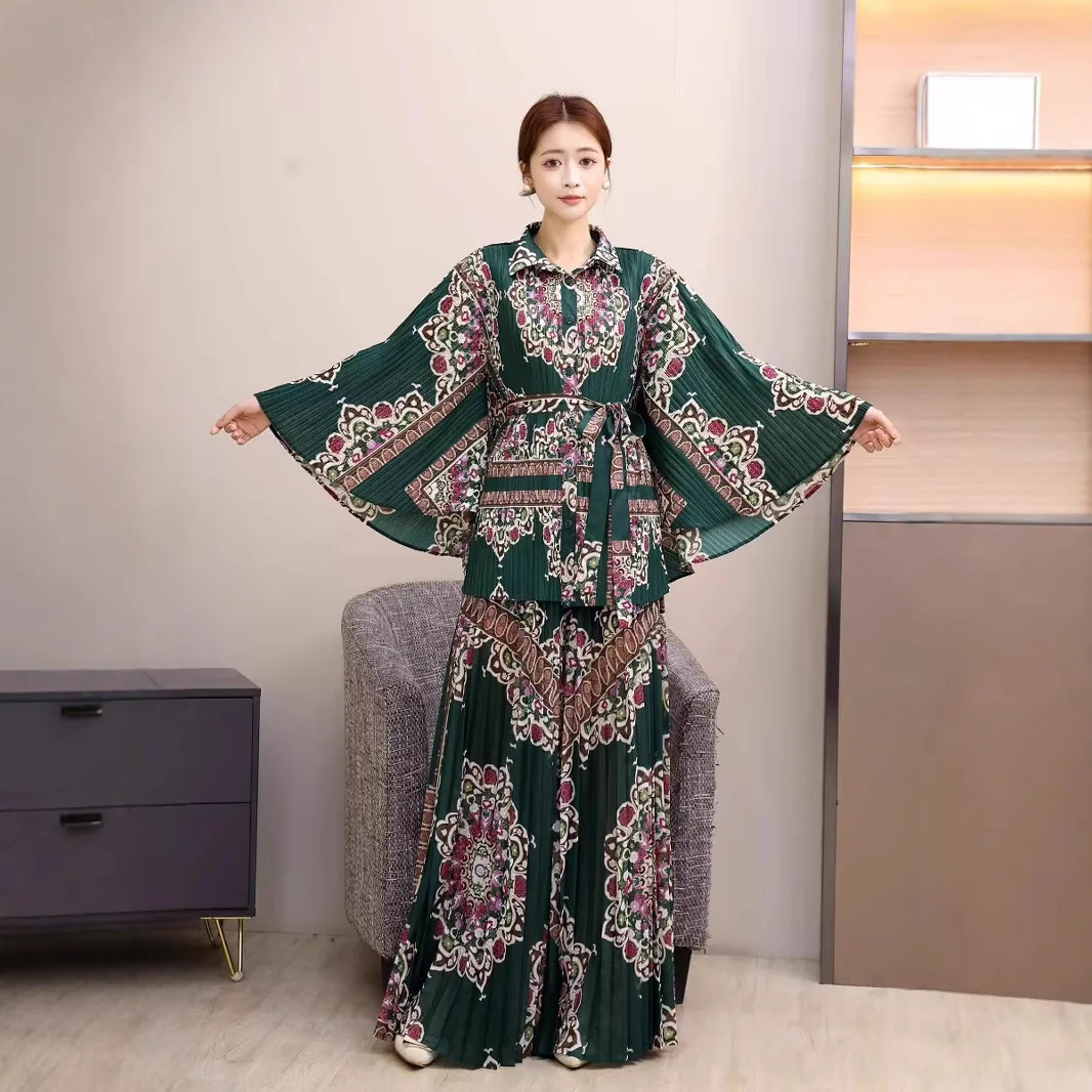 Miyake Pleated Printed Top + Wide-leg Straight-leg Pants Two-piece Fashion High-end Loose Women's Clothing Set 2025 New