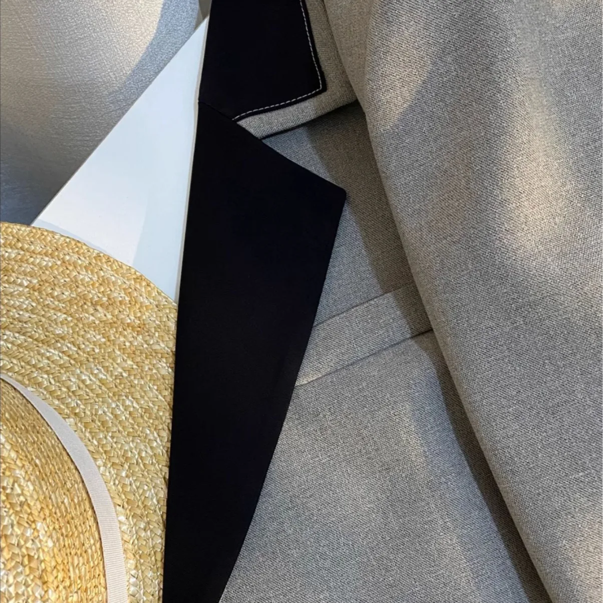 De lente en herfst Annals Dames Blazer Montage Sense of Design Contrasterende kleur Vrouwelijke jas Trend Veelzijdige vrijetijdstops