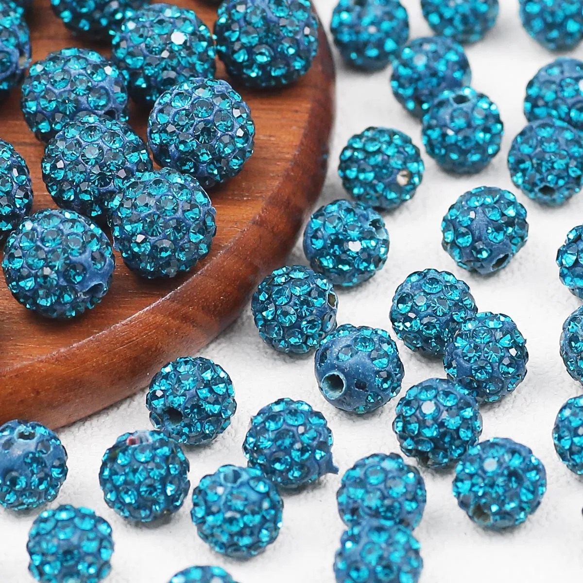 4-10mm Weiche Tonperlen in Verschiedenen Farben für Handgemachten DIY-Schmuck, Geeignete Perlenschnüre, Lose Perlen Zubehör