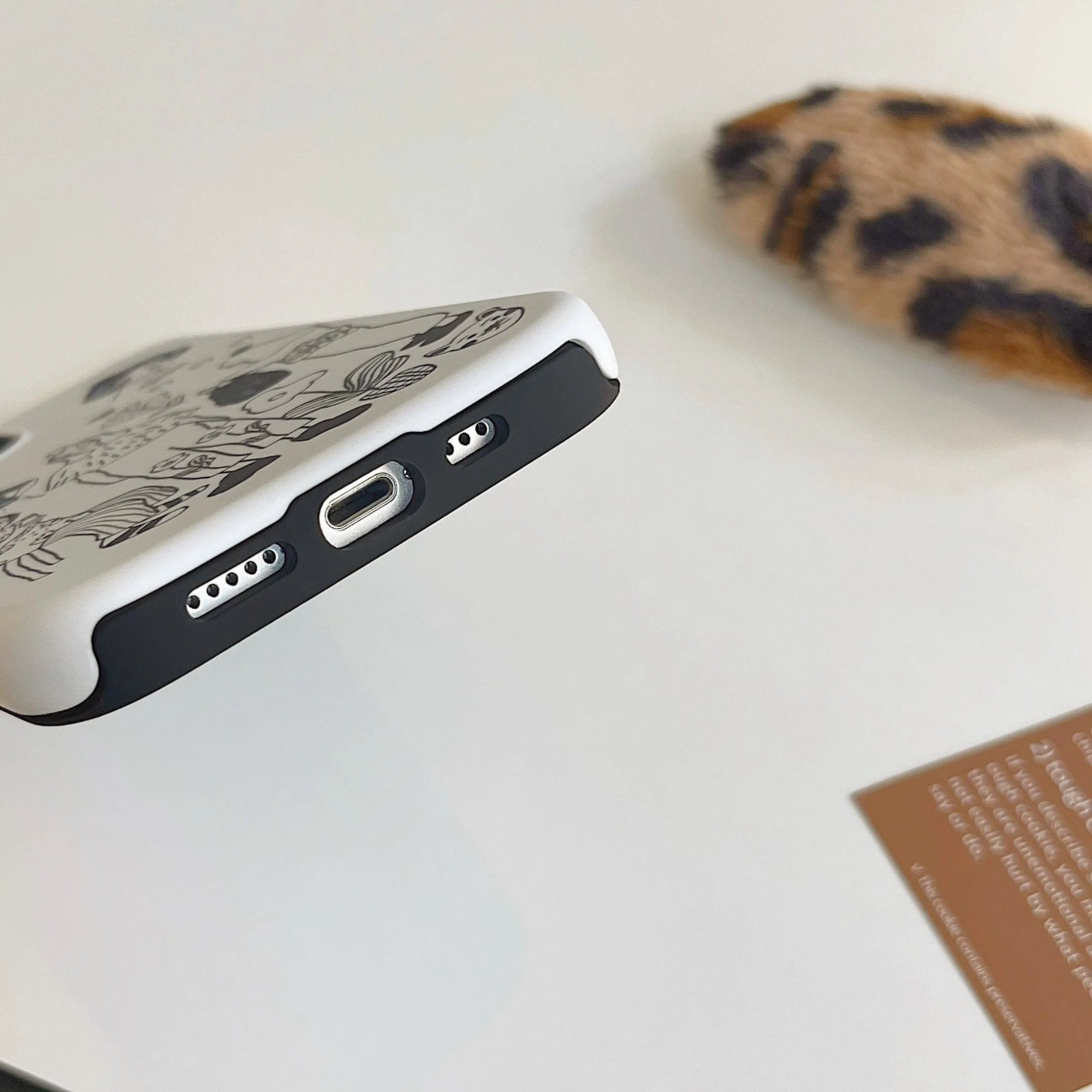 moft phone case Clear Phone Case | iPhone 15 Case with Strong MagSafe