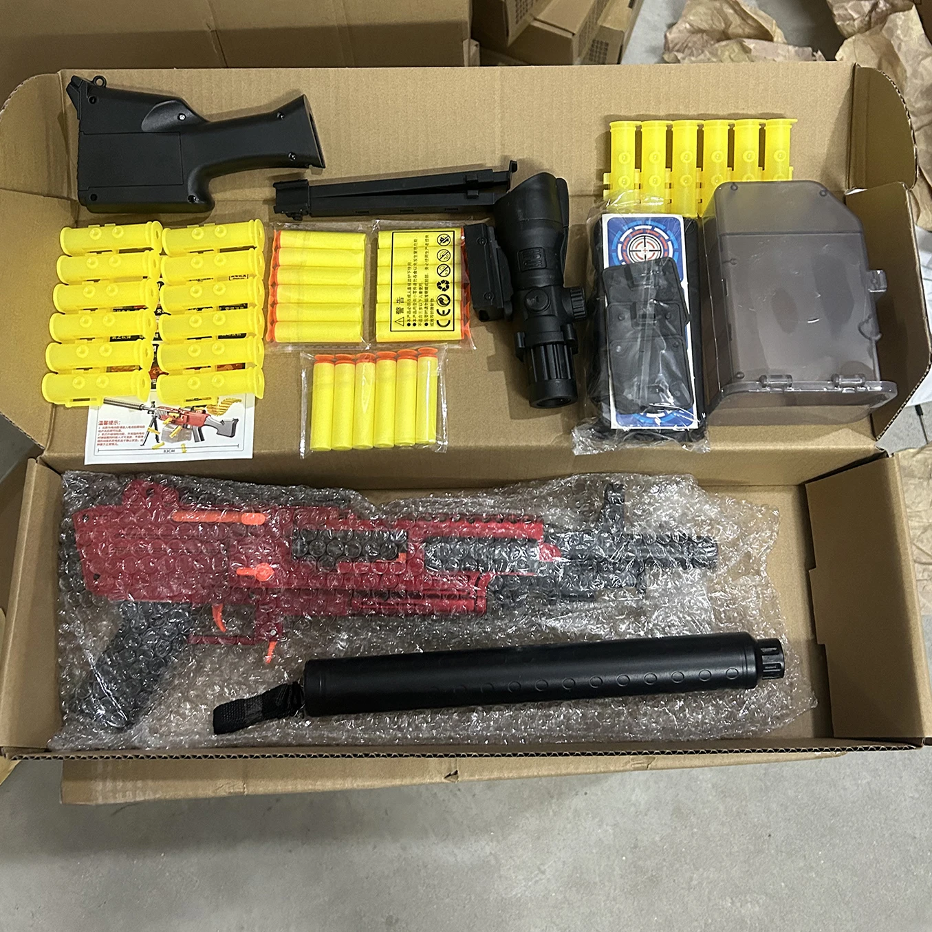 M249 e M416 Modello manuale classico Pistola giocattolo a proiettile morbido di sicurezza con lancio di conchiglie, opzioni multiple per utilizzare la pistola giocattolo per famiglie all'aperto Soft Bullet Boy da 6 cm