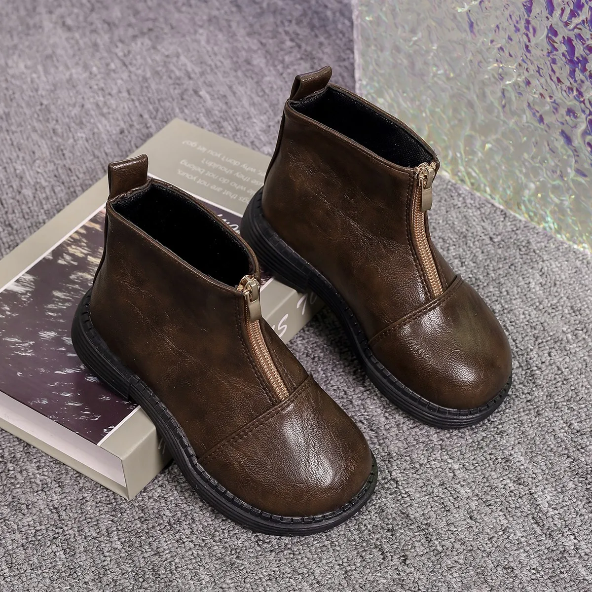 Comfortable Girls Boots with Flat Bottom Low Cut Front Zipper Anti Slip Waterproof Synthetic Leather Fashion Boots for Winter